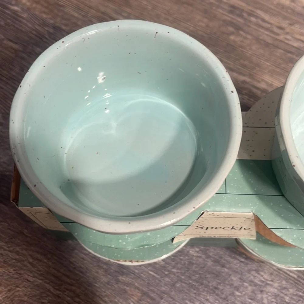 4 Speckle unique design light blue bowls